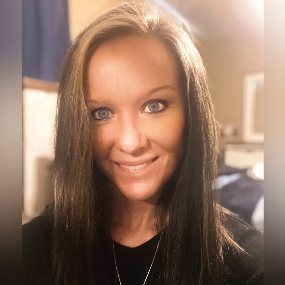 Meet your Posher, Mandy